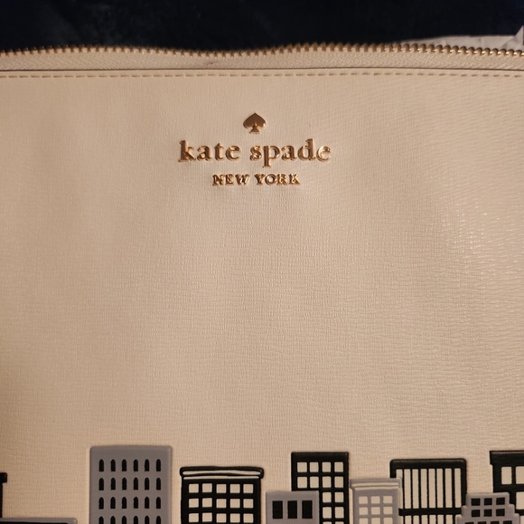 Kate Spade Taxi Laptop Sleeve - Picture 2 of 7
